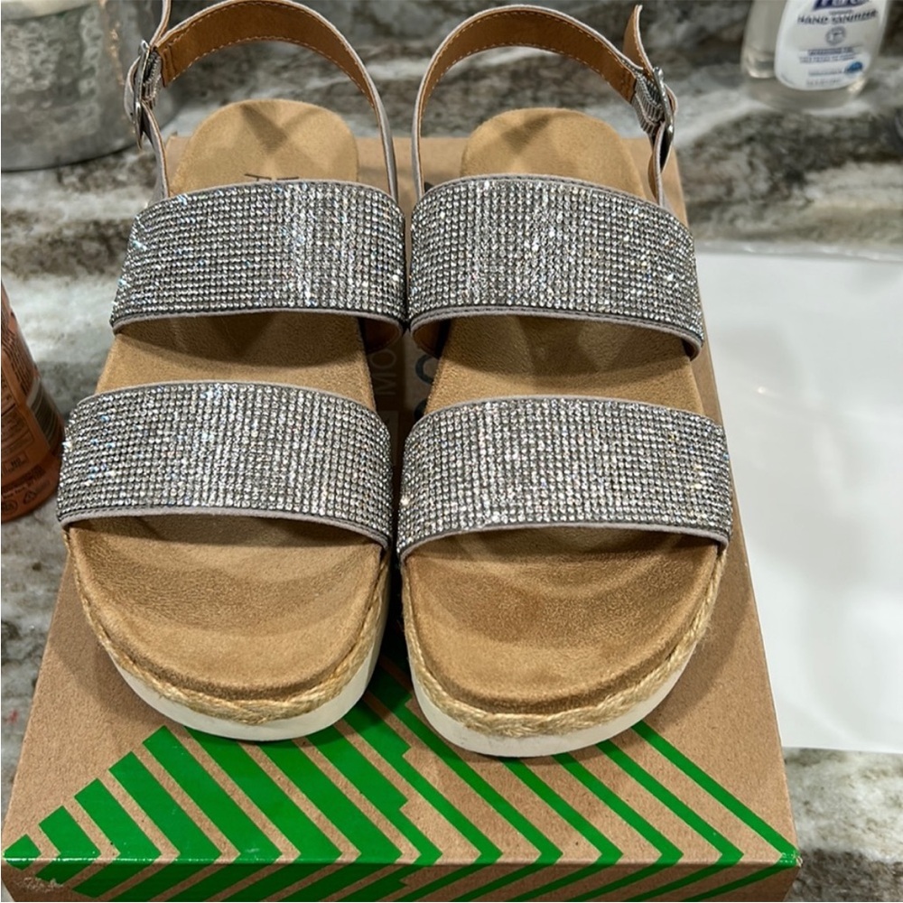White Mountain Silver Gray Sandals Sparkly Platform - Picture 4 of 4
